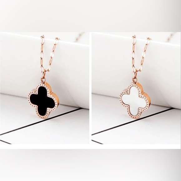 NEW Luxuriously Flower Four Leaf Clover Lucky Charm Necklace - Picture 7 of 14